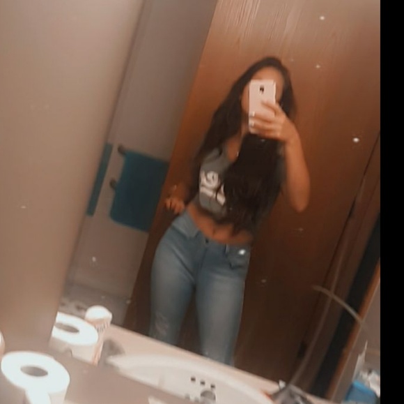 Meet your Posher, Abby - Picture 1 of 1